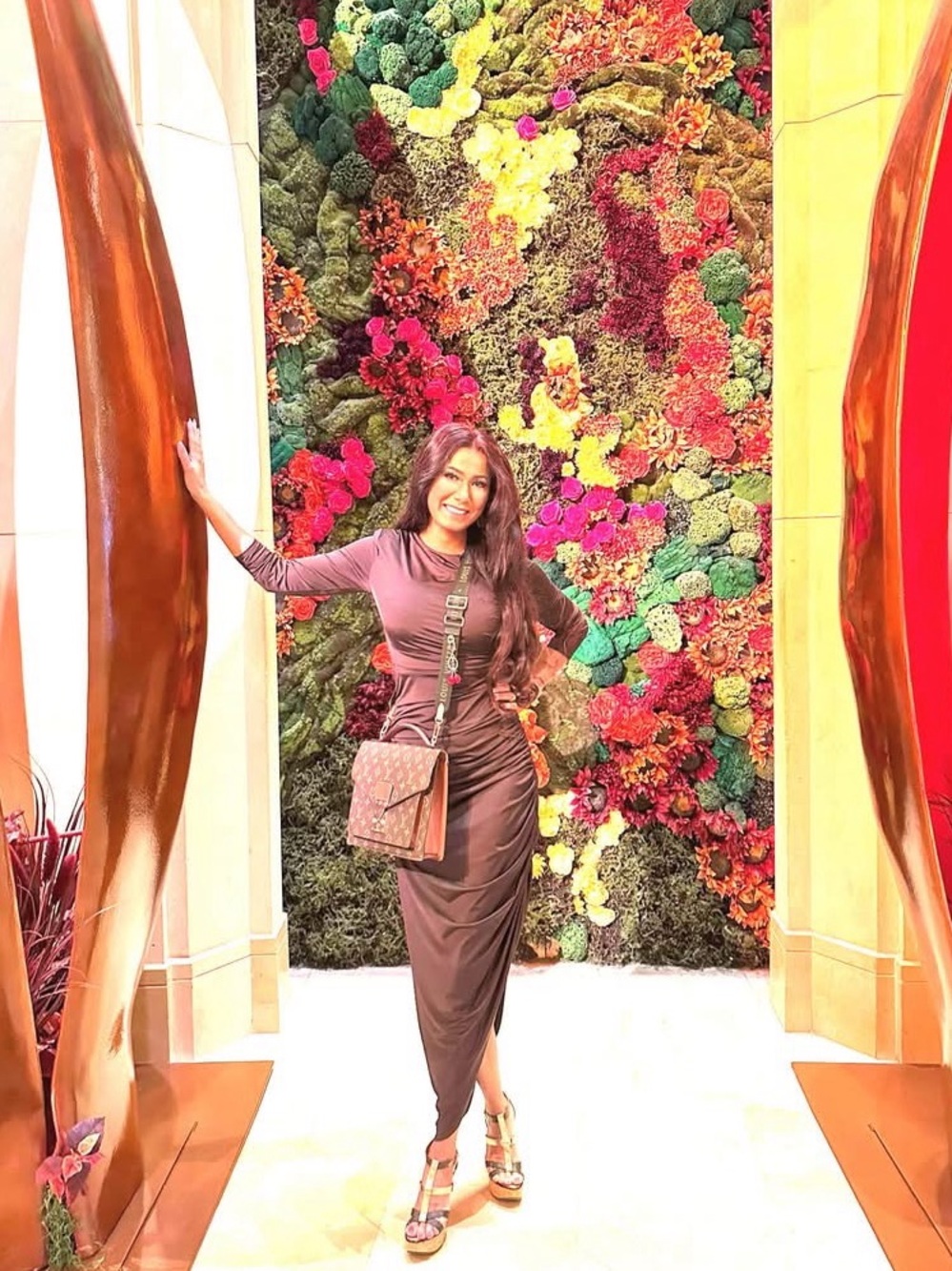Veronica Beard
Crew Neck Long Dress
Size: S| US 4
Condition: Good